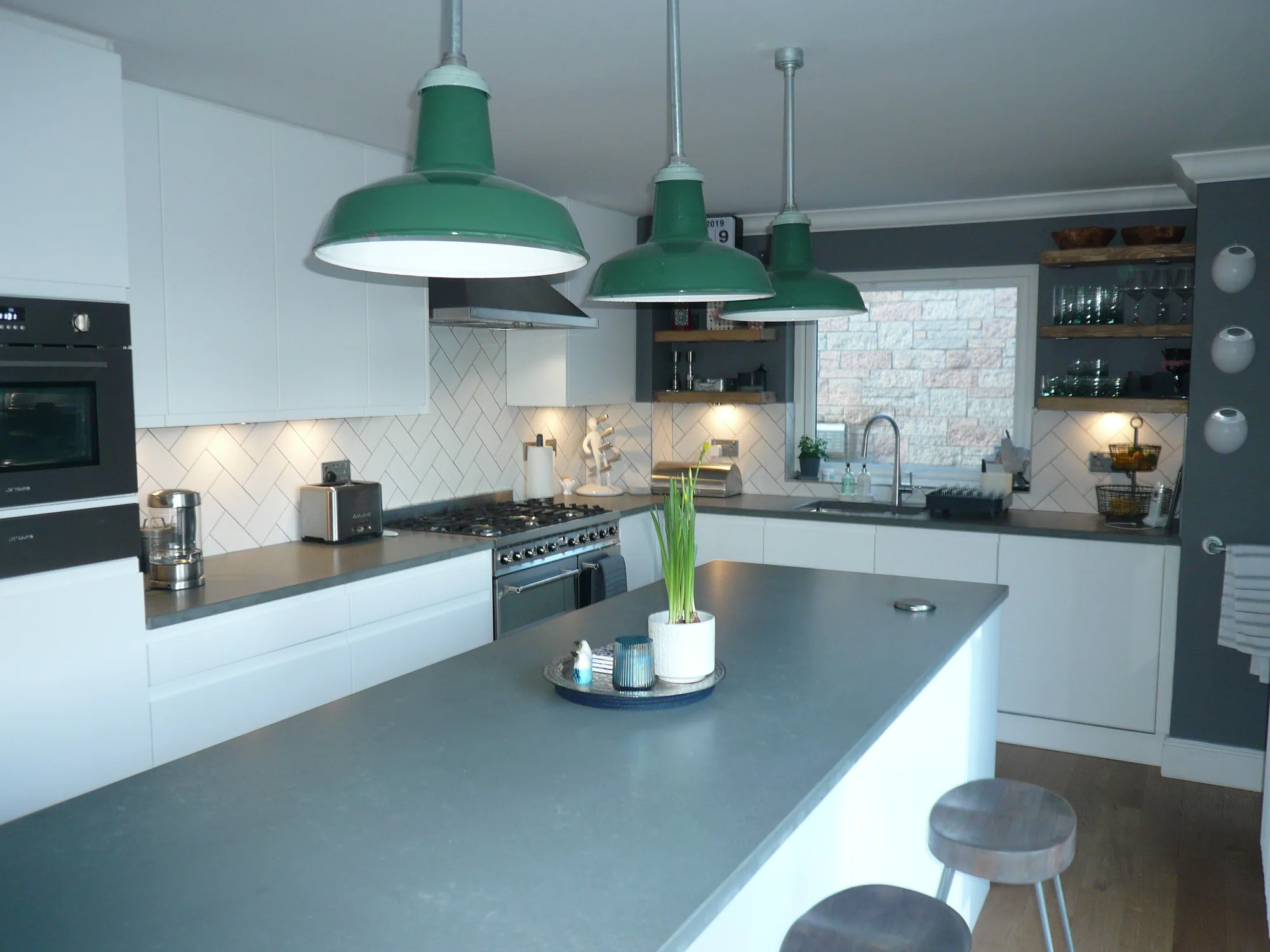 Lucente, White - Clydebank, completed kitchen