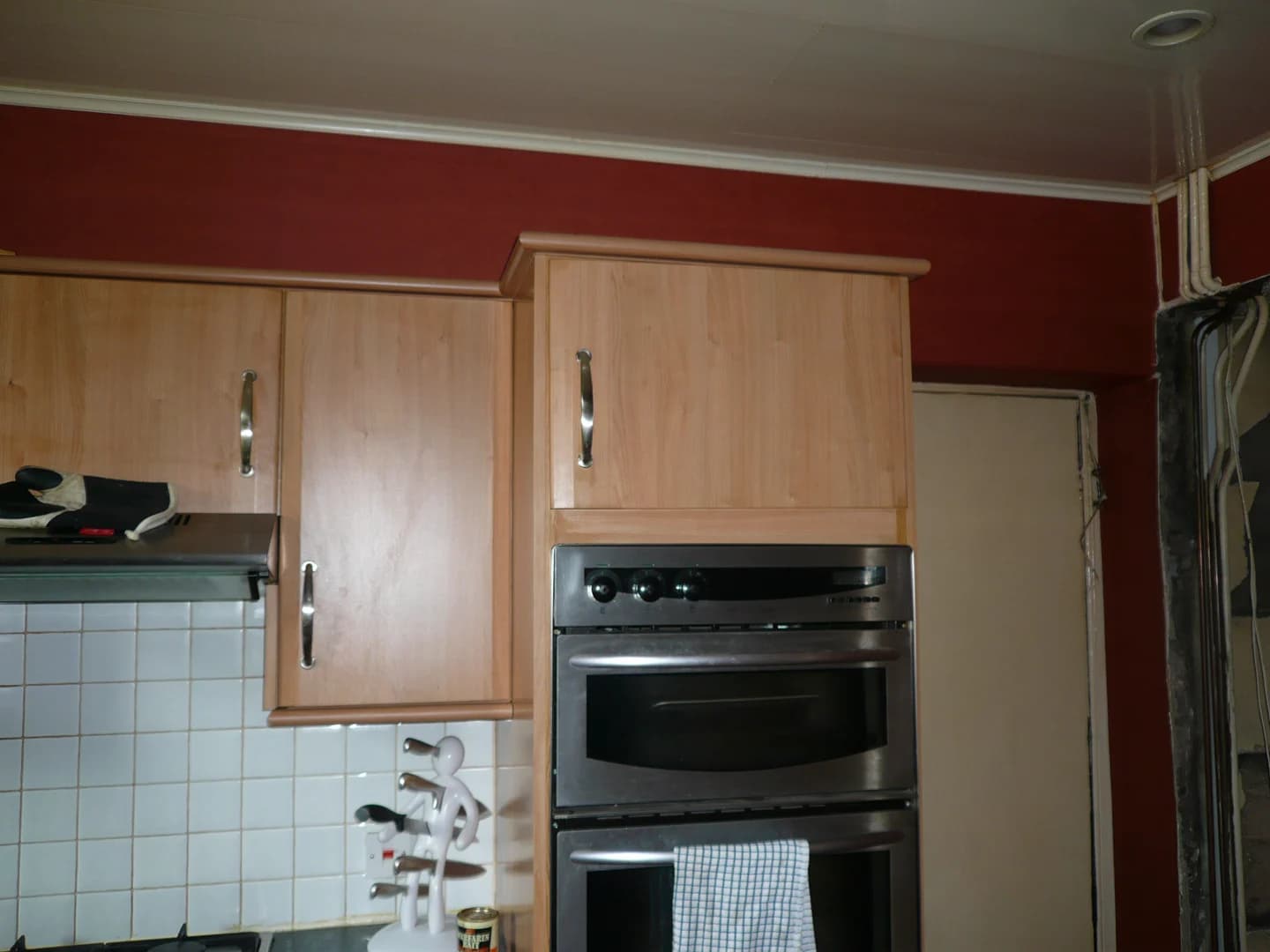 The old kitchen before the renovation