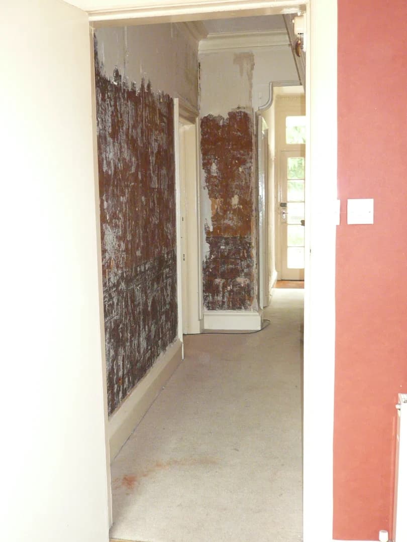 The old kitchen before the renovation