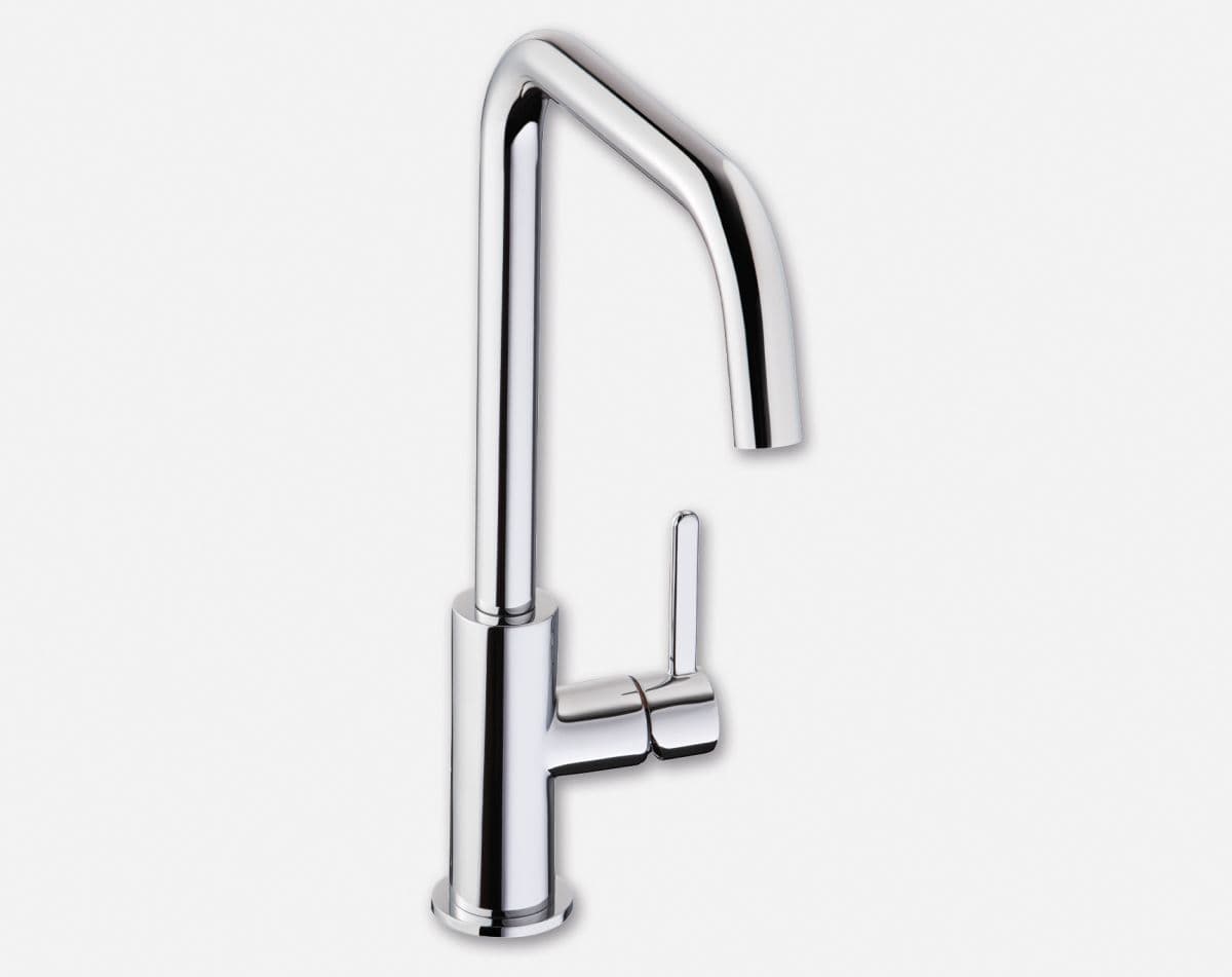 Althia single lever tap, chrome finish