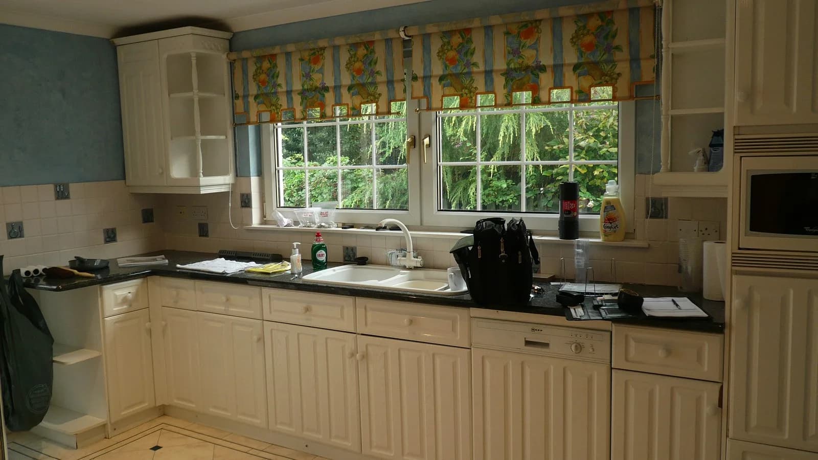A real customer kitchen before it was replaced