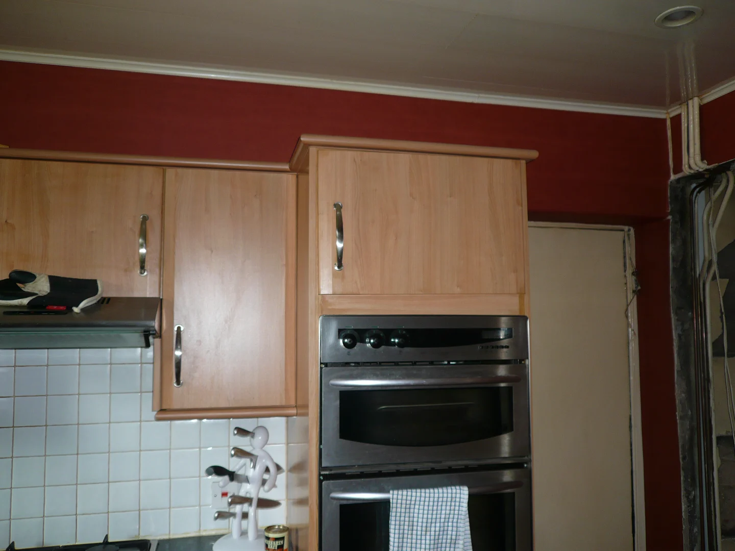 The old kitchen before the renovation