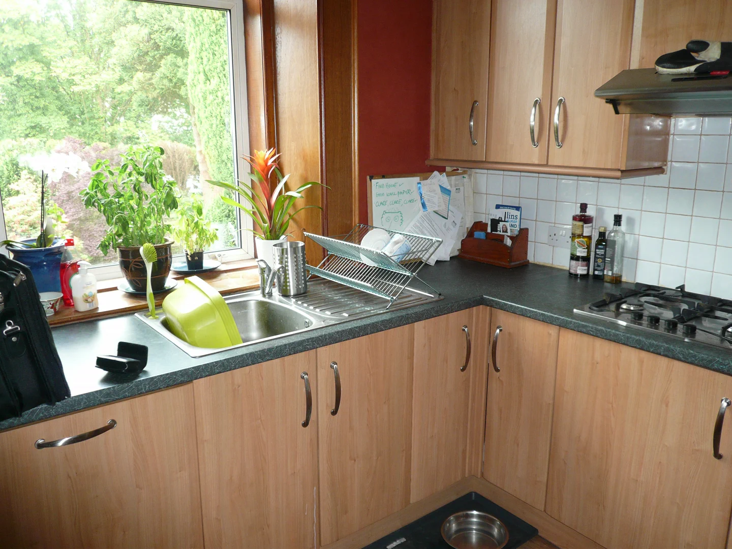 The old kitchen before the renovation