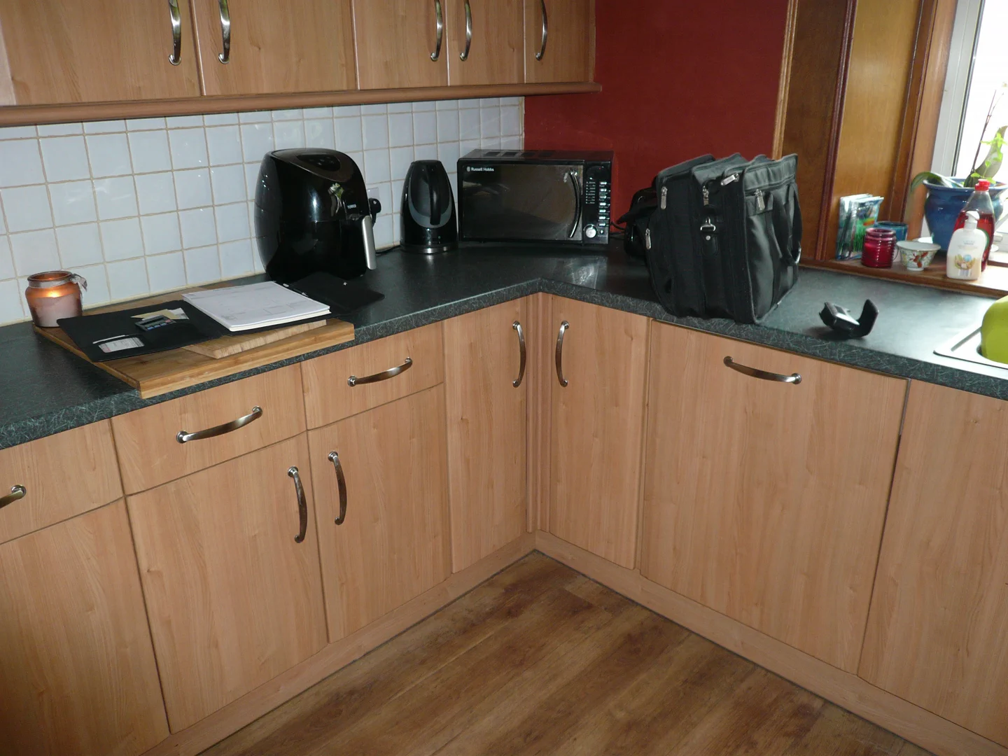 The old kitchen before the renovation