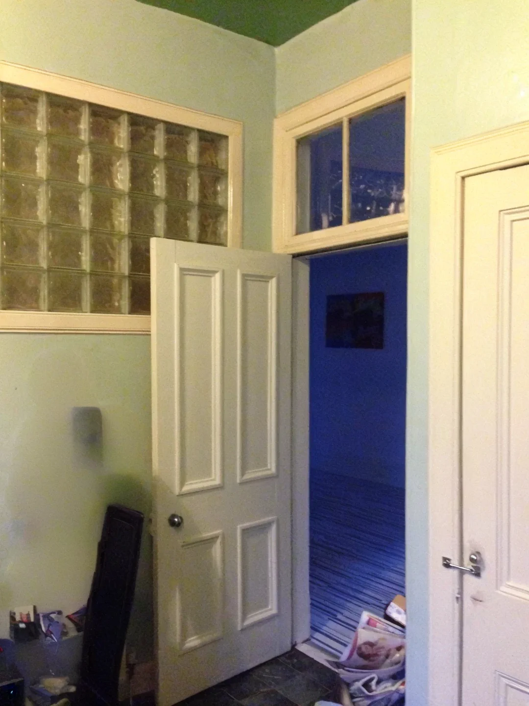 Old kitchen showing the previous layout