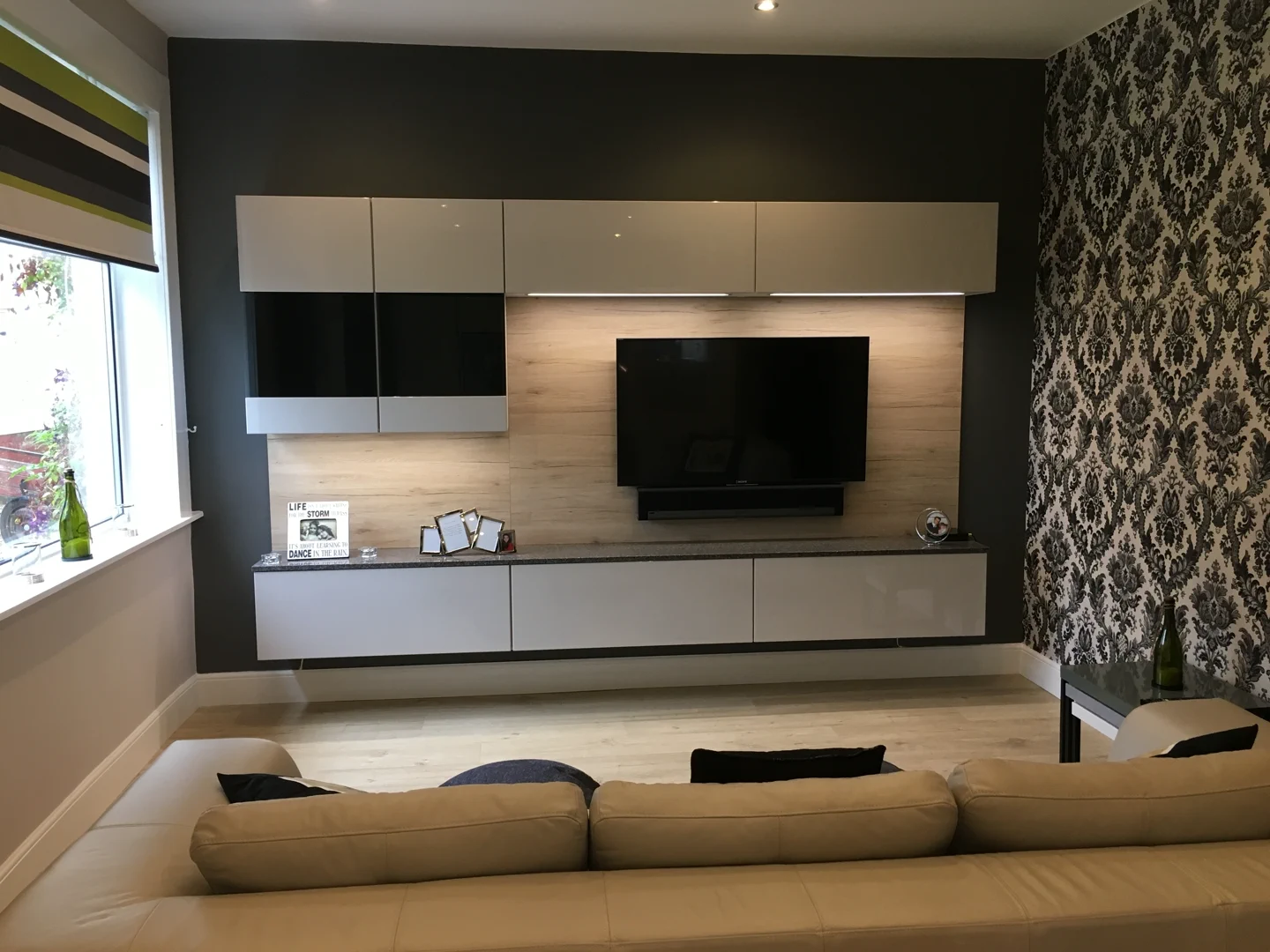 Completed kitchen showing our Vivo Gloass range with white finish